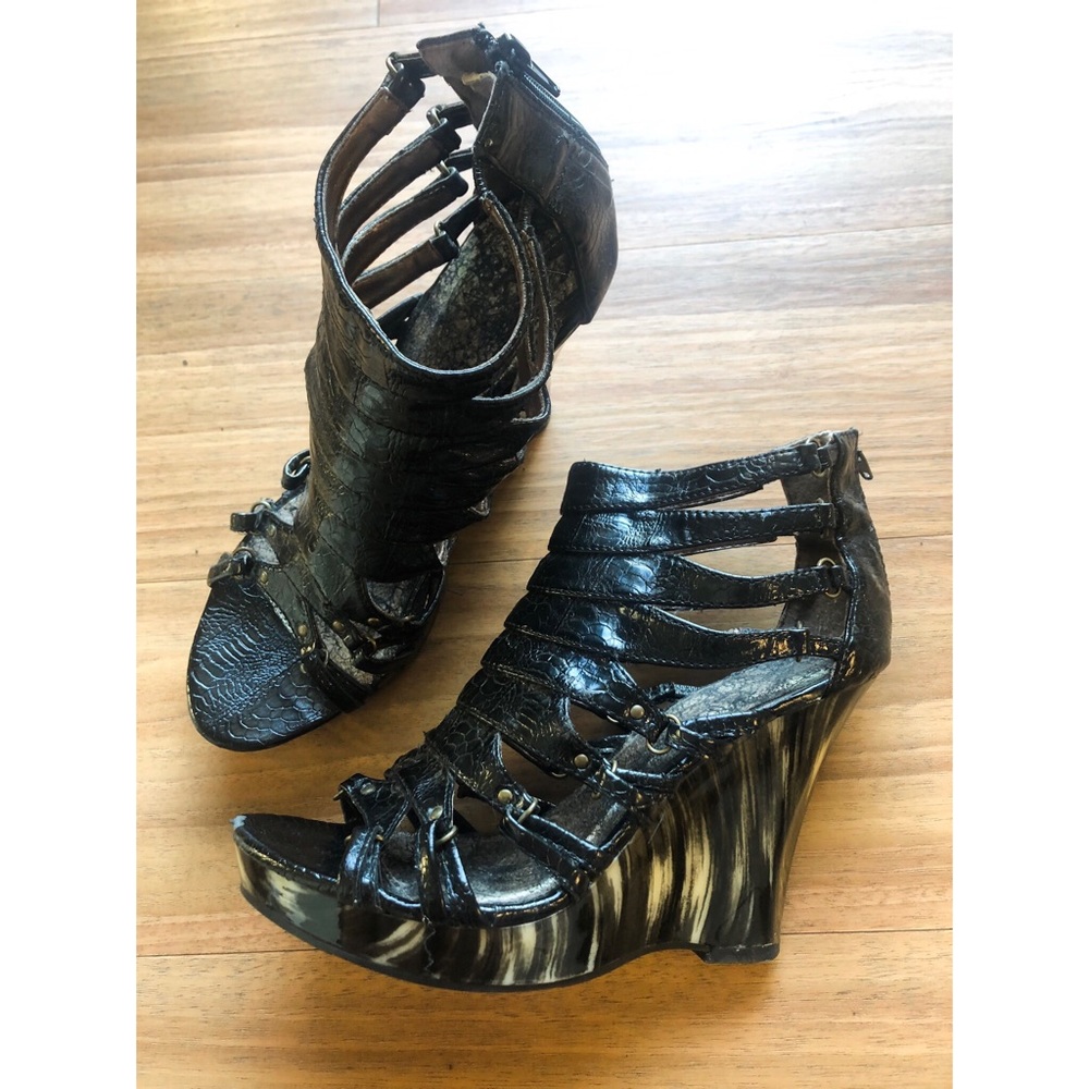Like New BKE Night Out Heels
